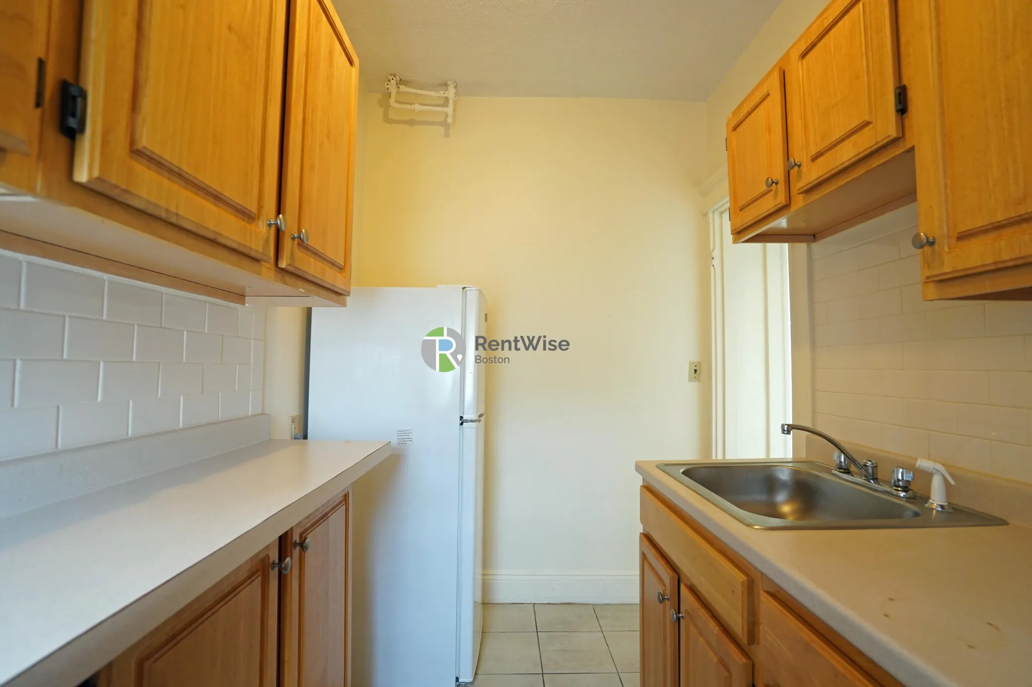 1 bed, 1 bath apartment for rent at 1144 Commonwealth Ave Unit 40, North Brookline — photo 5 of 14