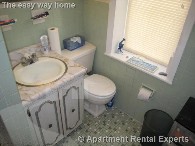 1 bed, 1 bath apartment for rent at 1145 Broadway Unit 5, Teele Square — photo 4 of 5