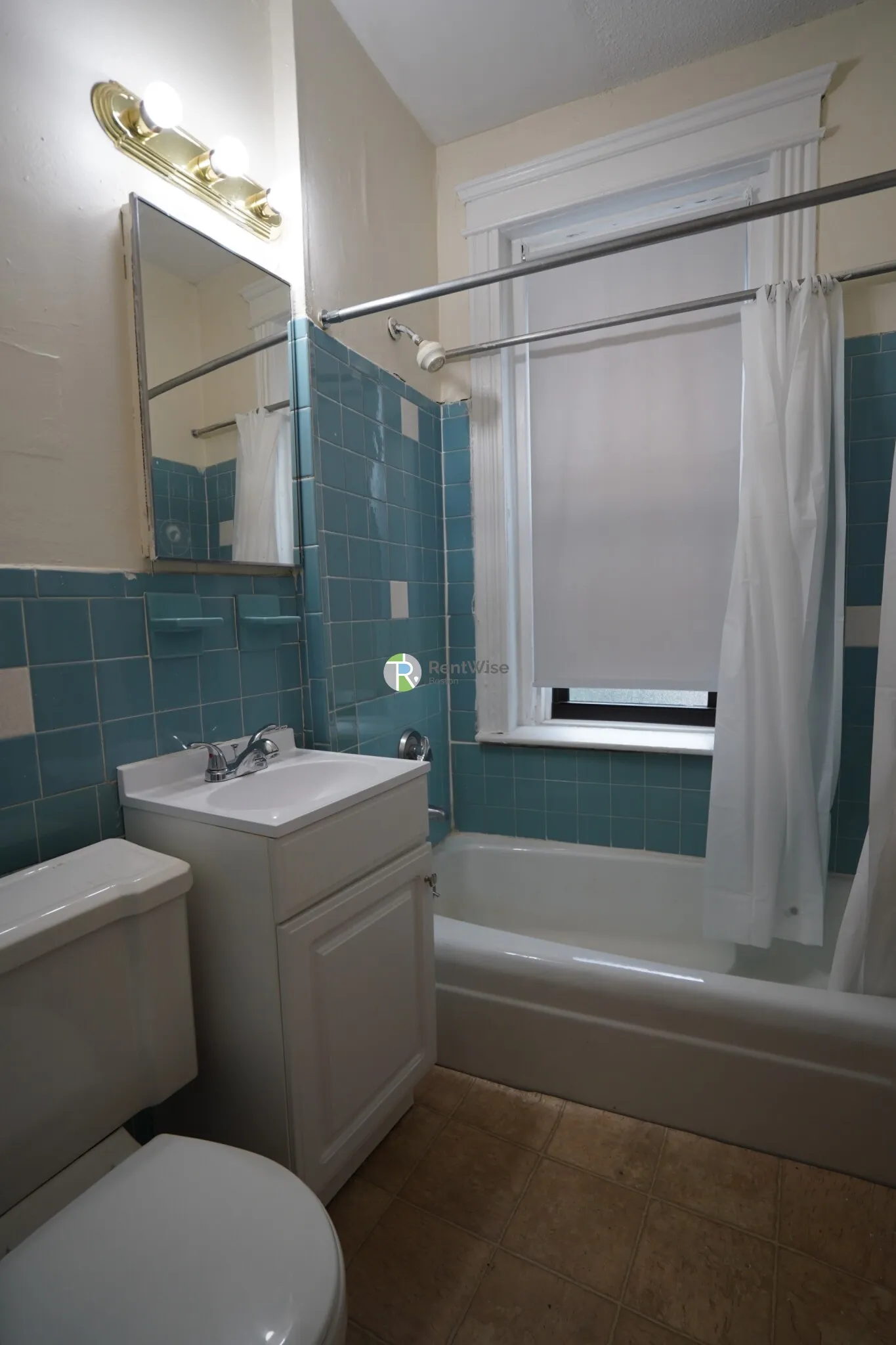Studio bed, 1 bath apartment for rent at 1148 Commonwealth Ave Unit 33, Allston — photo 9 of 17