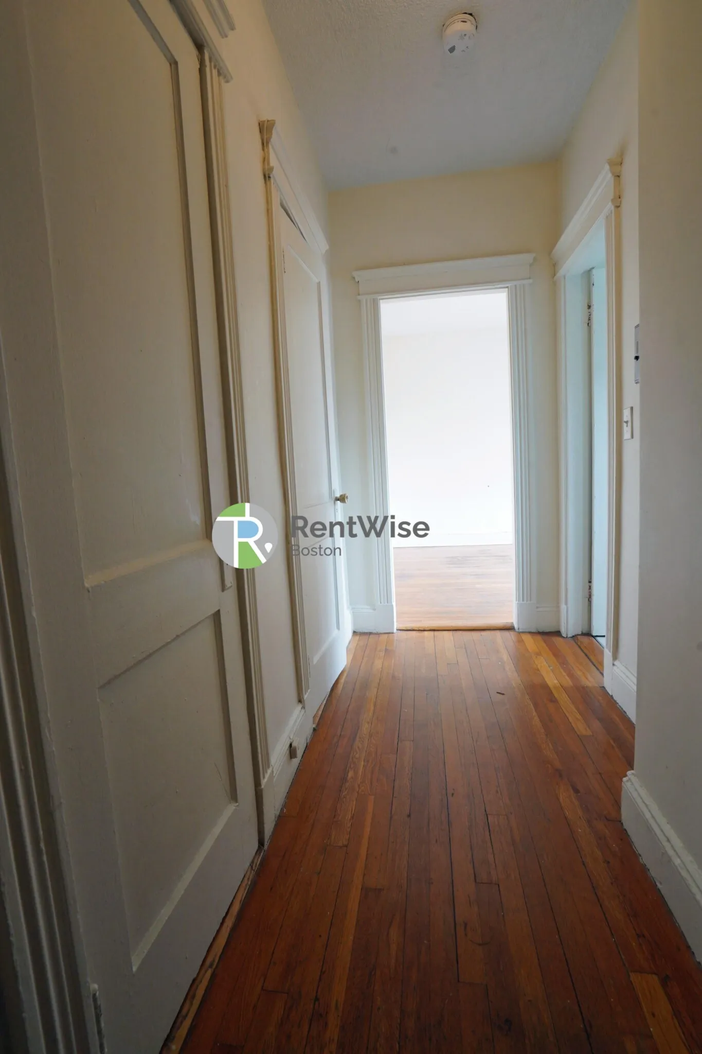 Studio bed, 1 bath apartment for rent at 1148 Commonwealth Ave Unit 37, Allston — photo 4 of 11