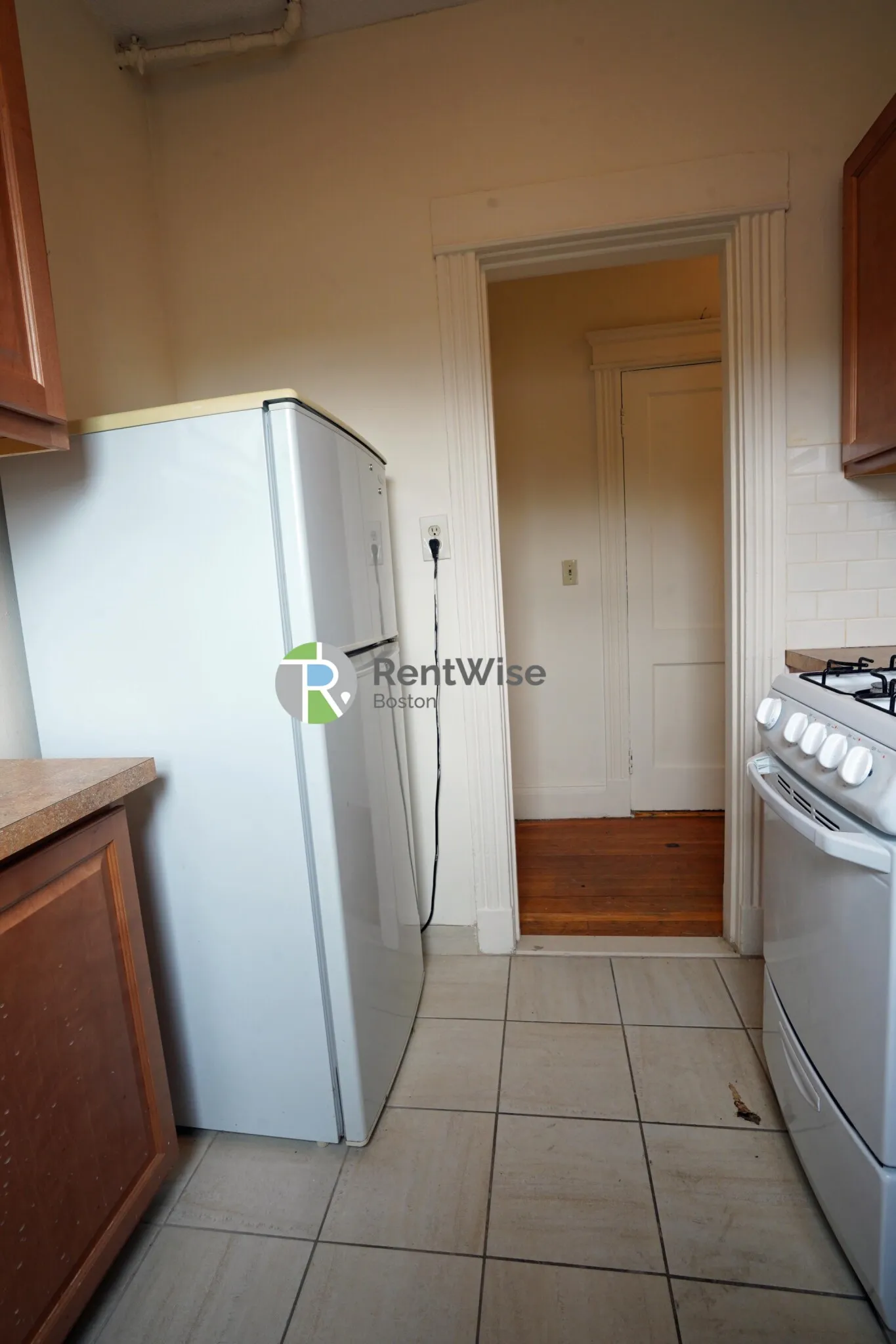 Studio bed, 1 bath apartment for rent at 1148 Commonwealth Ave Unit 37, Allston — photo 8 of 11