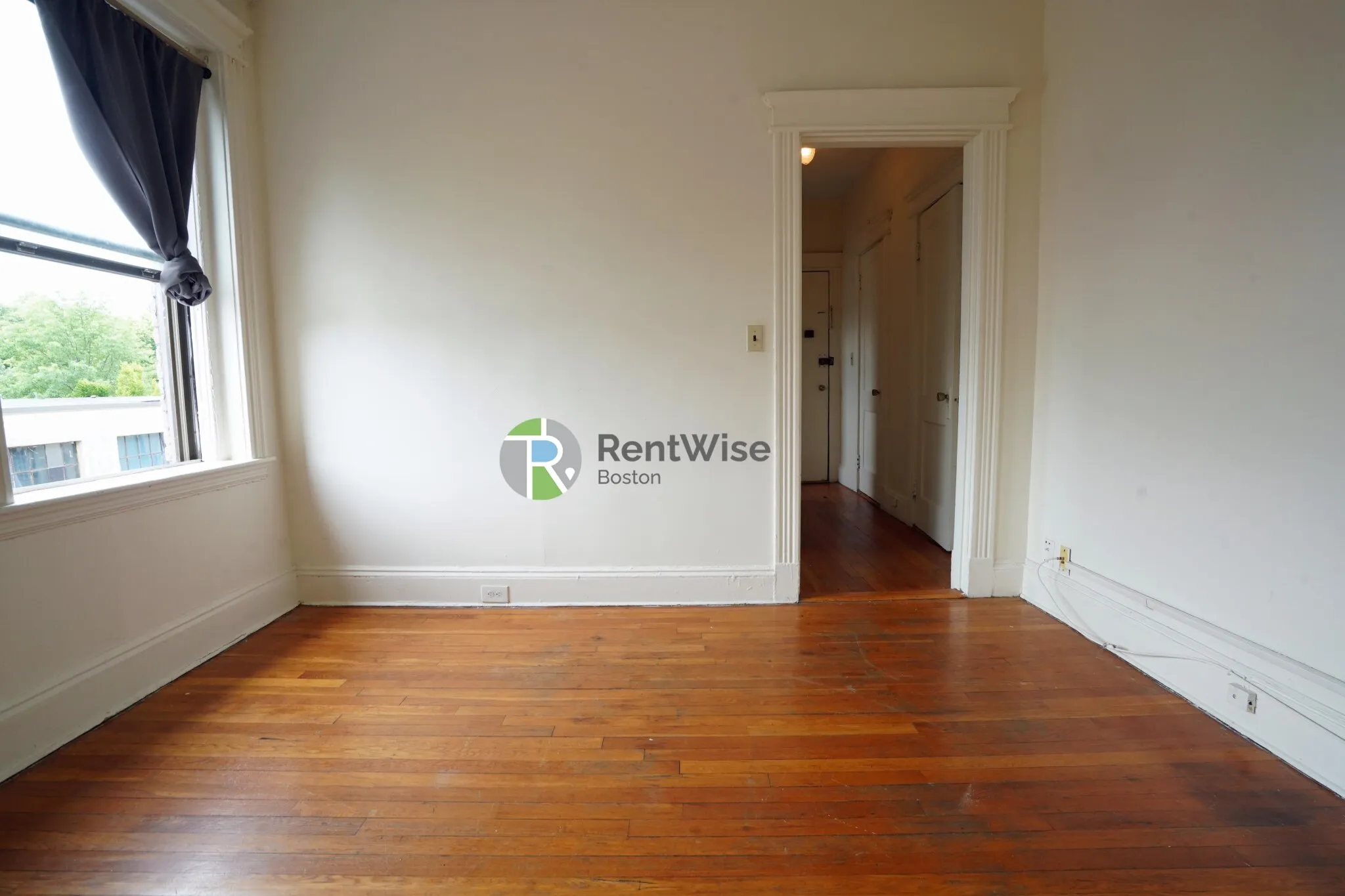 Studio bed, 1 bath apartment for rent at 1148 Commonwealth Ave Unit 37, Allston — photo 3 of 11