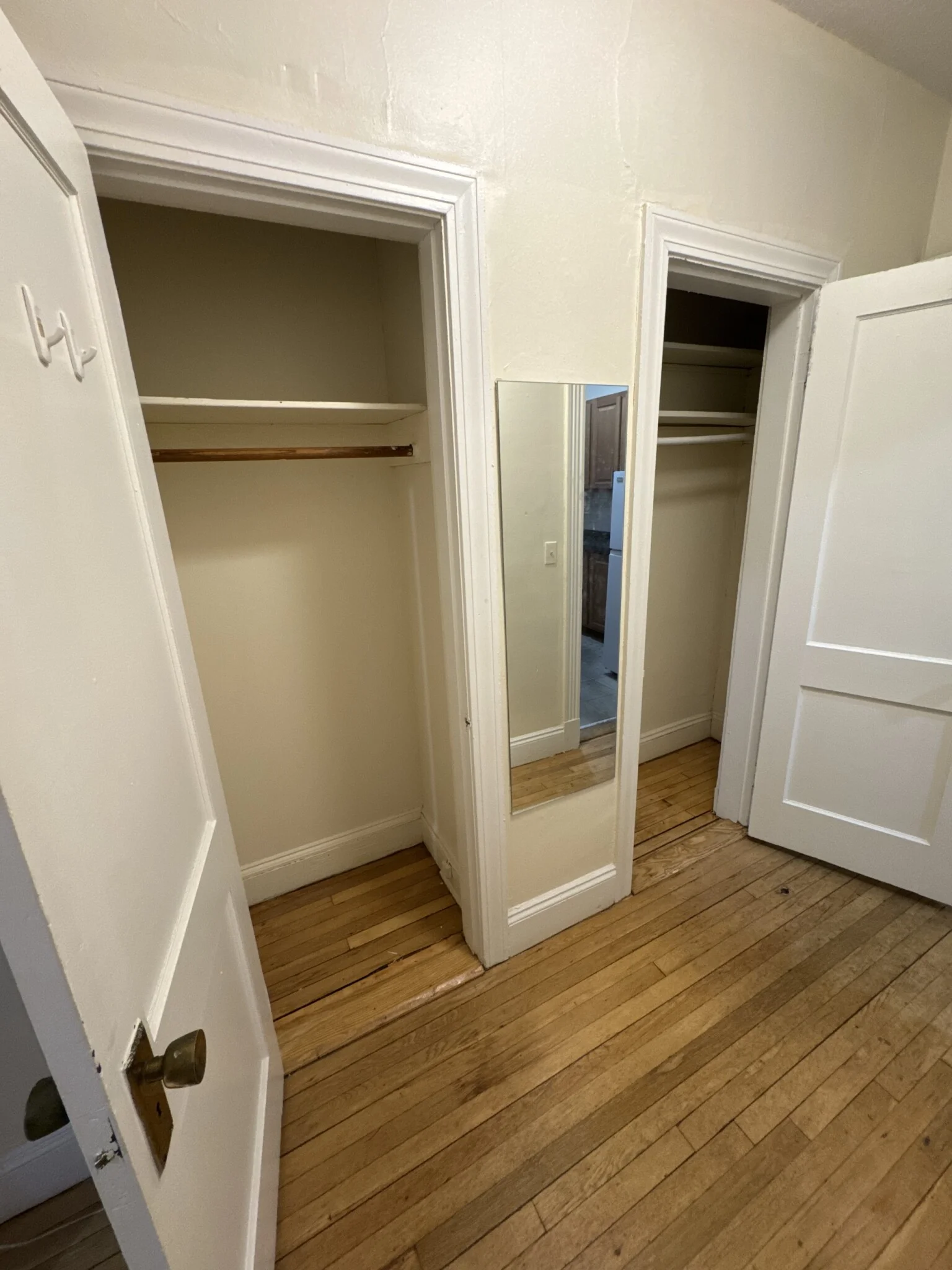 Studio bed, 1 bath apartment for rent at 1148 Commonwealth Ave Unit 38, Allston — photo 3 of 8