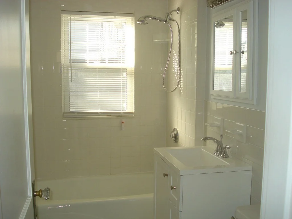 2 bed, 1 bath apartment for rent at 115 Bartlett Ave Unit 115, Waverley — photo 9 of 10