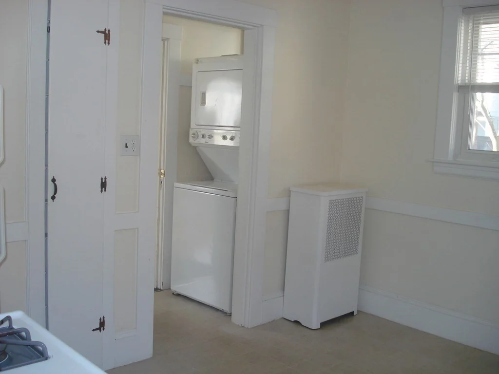 2 bed, 1 bath apartment for rent at 115 Bartlett Ave Unit 115, Waverley — photo 6 of 10