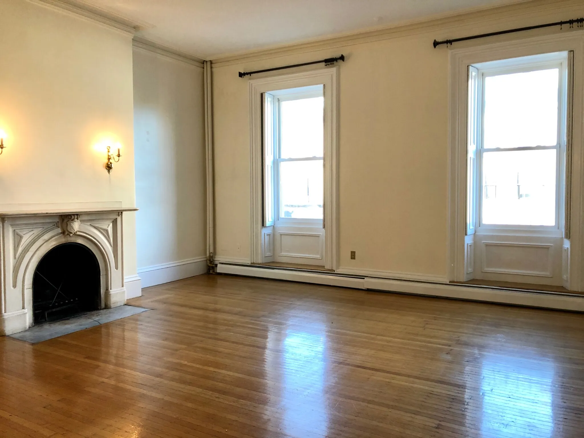 Studio bed, 1 bath apartment for rent at 115 Beacon St Unit 7A, Back Bay — photo 2 of 7