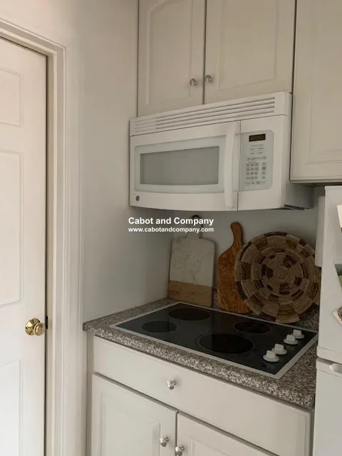 Studio bed, 1 bath apartment for rent at 115 Beacon St Unit 9A, Back Bay — photo 5 of 7