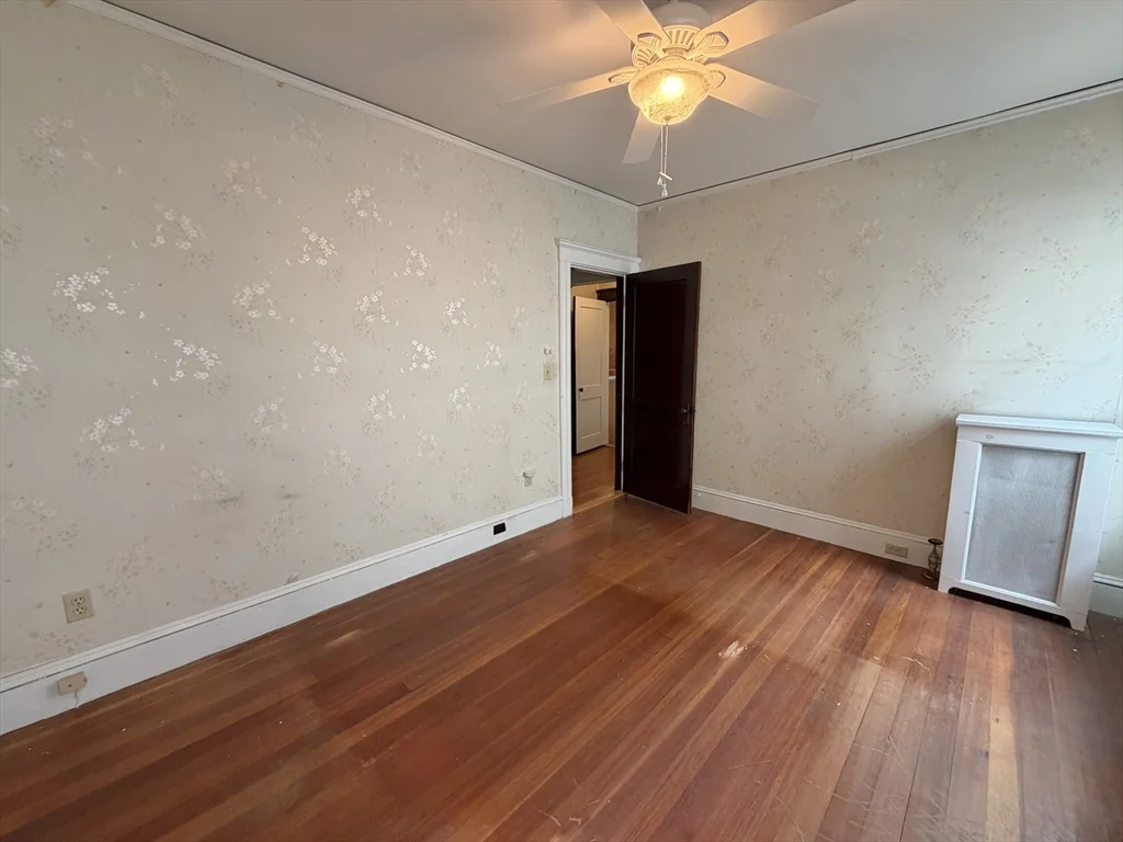 2 bed, 1 bath apartment for rent at 115 Beech St Unit 1, Belmont — photo 14 of 23