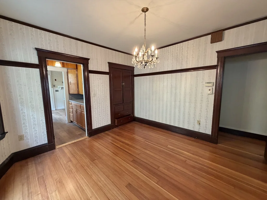2 bed, 1 bath apartment for rent at 115 Beech St Unit 1, Belmont — photo 4 of 23