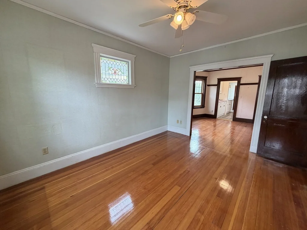 3 bed, 1 bath apartment for rent at 115 Beech St Unit 2, Belmont — photo 7 of 22
