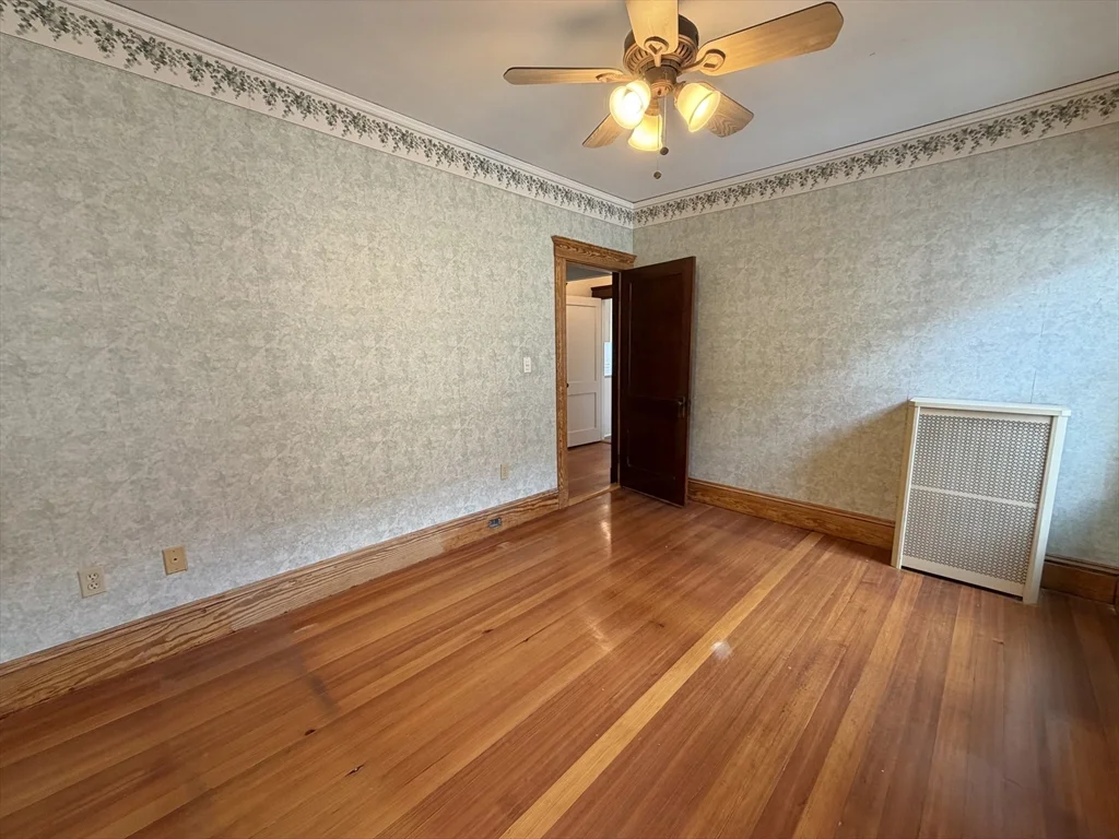3 bed, 1 bath apartment for rent at 115 Beech St Unit 2, Belmont — photo 17 of 22