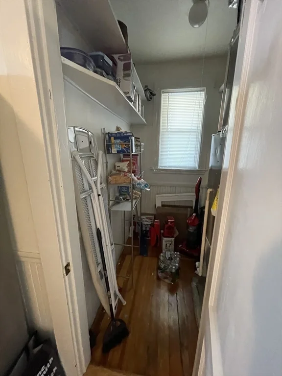 4 bed, 1 bath apartment for rent at 115 Browne St Unit 2, Coolidge Corner — photo 5 of 10