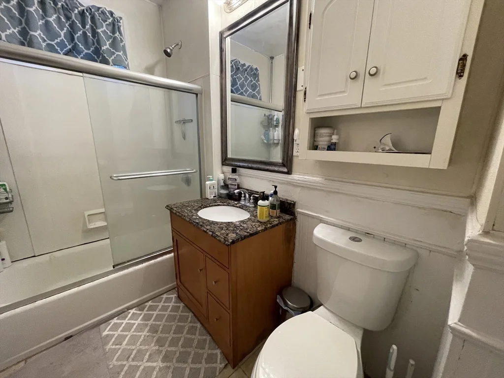 4 bed, 1 bath apartment for rent at 115 Browne St Unit 2, Coolidge Corner — photo 10 of 10