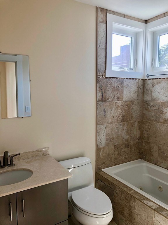 3 bed, 3 bath apartment for rent at 115 Charles St Unit 1, Kendall Square — photo 6 of 17
