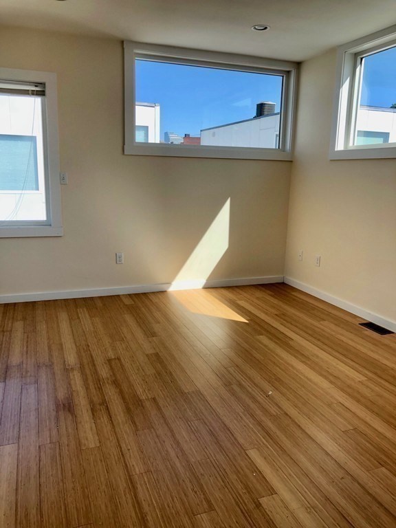 3 bed, 3 bath apartment for rent at 115 Charles St Unit 1, Kendall Square — photo 9 of 17