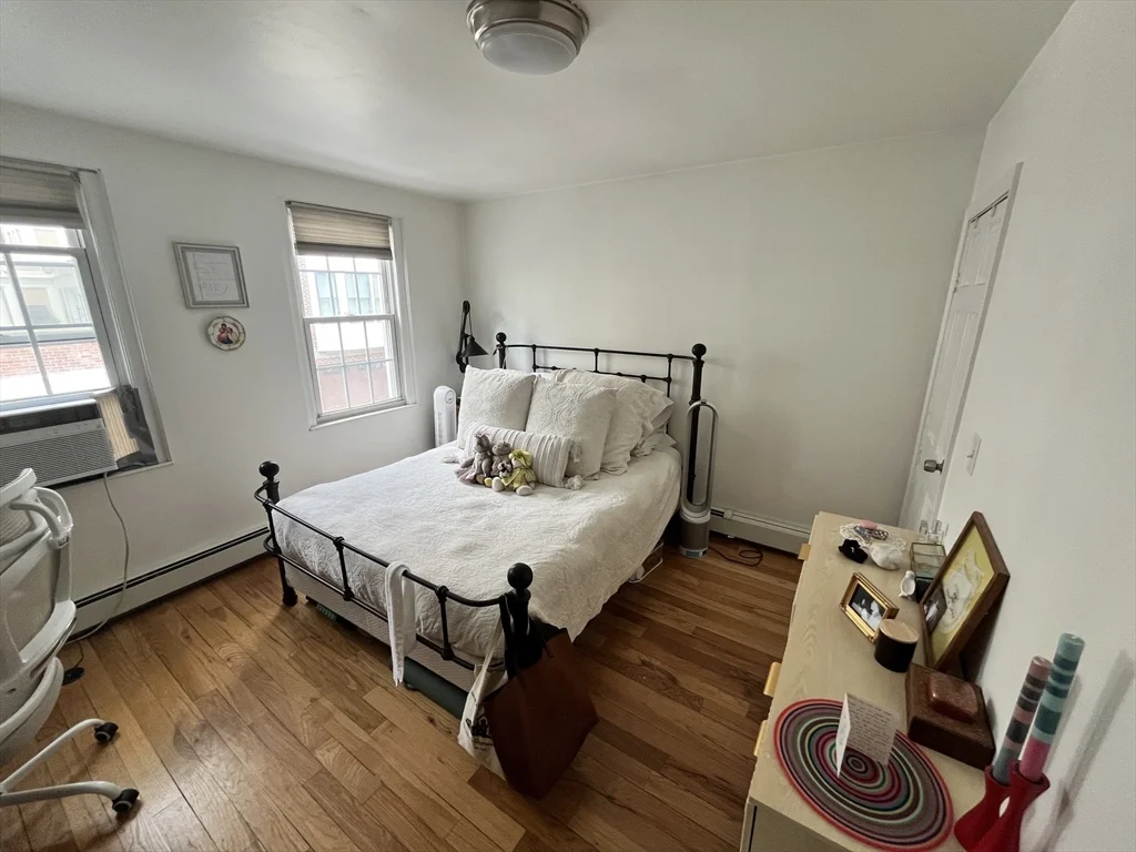 1 bed, 1 bath apartment for rent at 115 Elm Unit 1, Charlestown — photo 10 of 10