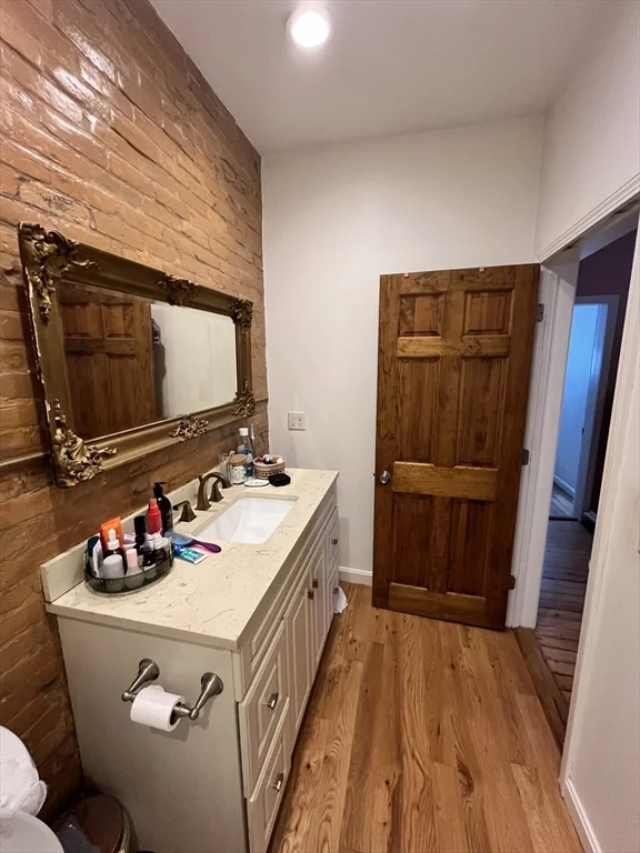 1 bed, 1 bath apartment for rent at 115 Elm Unit 1, Charlestown — photo 9 of 10