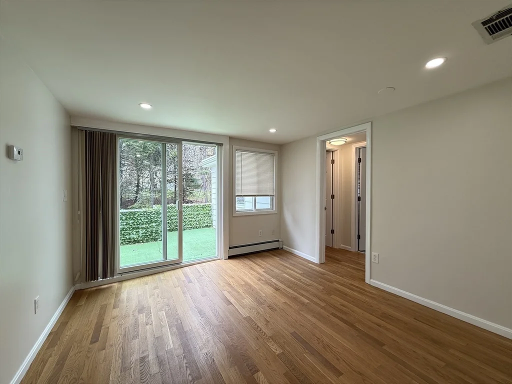 3 bed, 3 bath apartment for rent at 115 Grove St, Chestnut Hill — photo 7 of 12