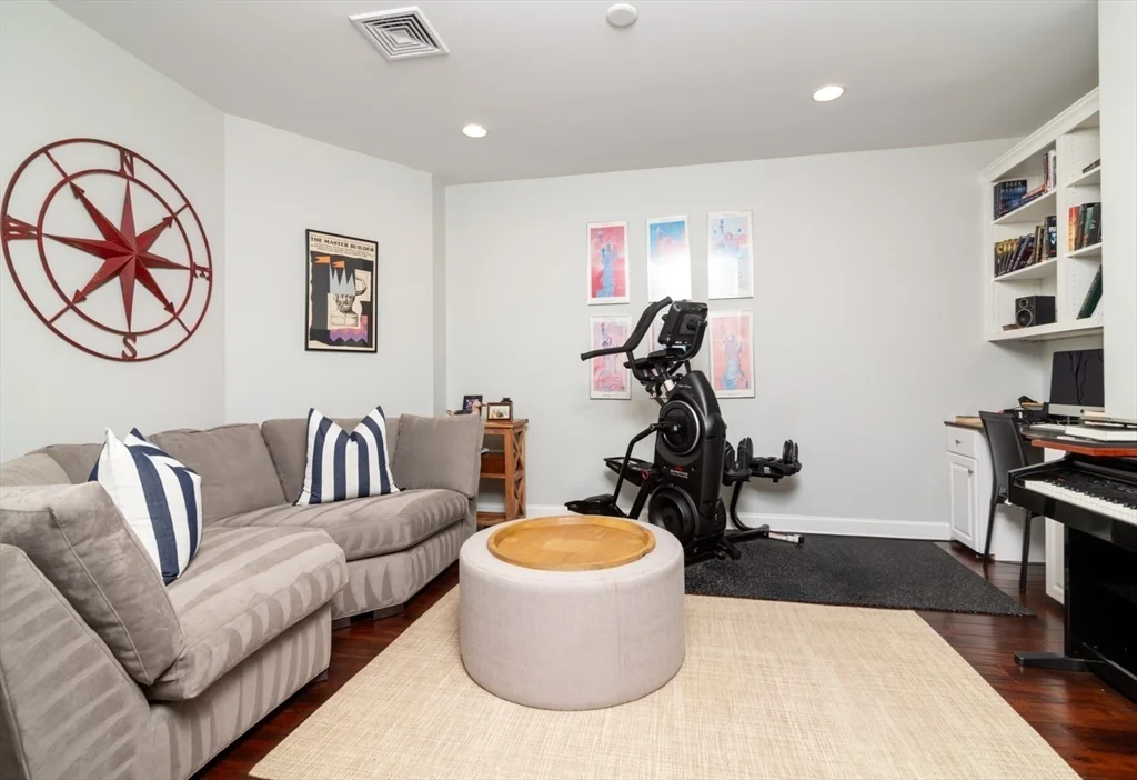 3 bed, 2 bath apartment for rent at 115 Halsted Dr Unit 115, Hingham — photo 15 of 21