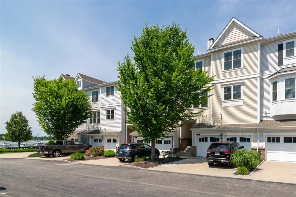 3 bed, 2 bath apartment for rent at 115 Halsted Dr Unit 115, Hingham — photo 21 of 21