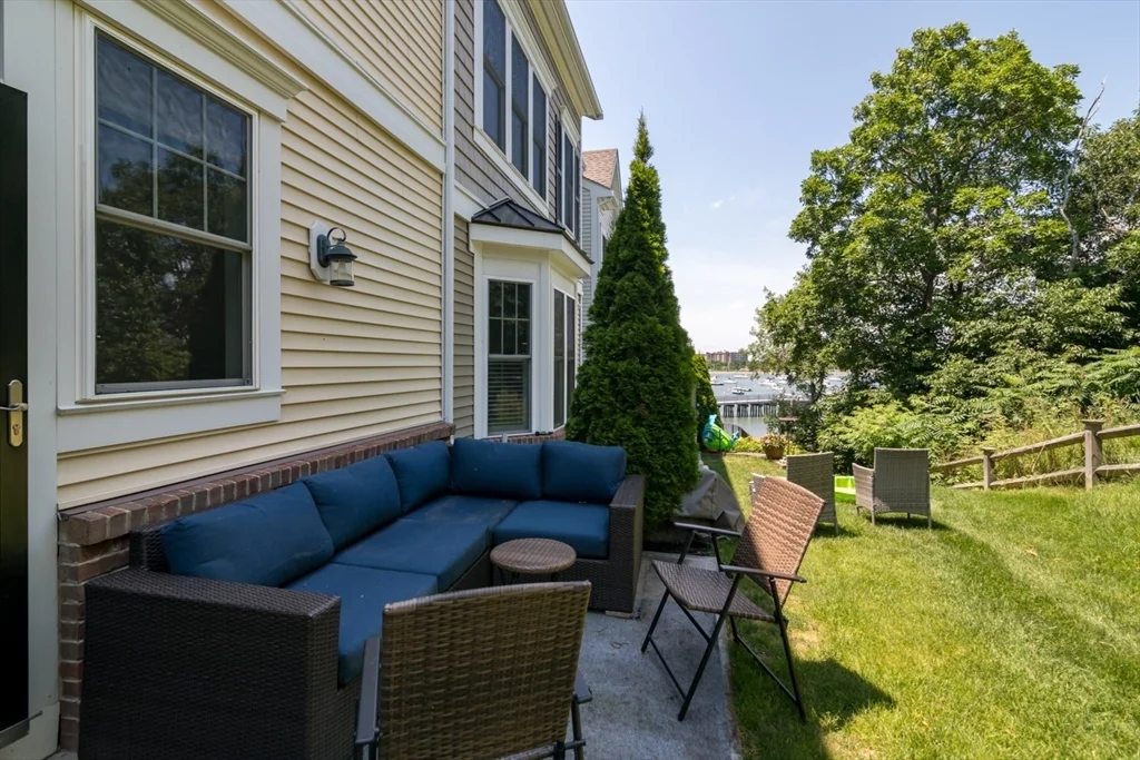 3 bed, 2 bath apartment for rent at 115 Halsted Dr Unit 115, Hingham — photo 17 of 21