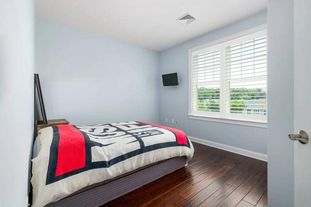 3 bed, 2 bath apartment for rent at 115 Halsted Dr Unit 115, Hingham — photo 12 of 21