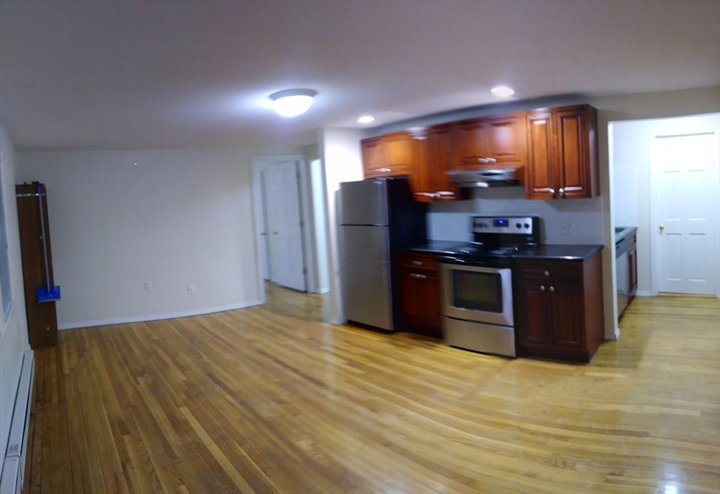 3 bed, 1 bath apartment for rent at 115 John Dunn Memorial Dr Unit E, Rockland — photo 1 of 7