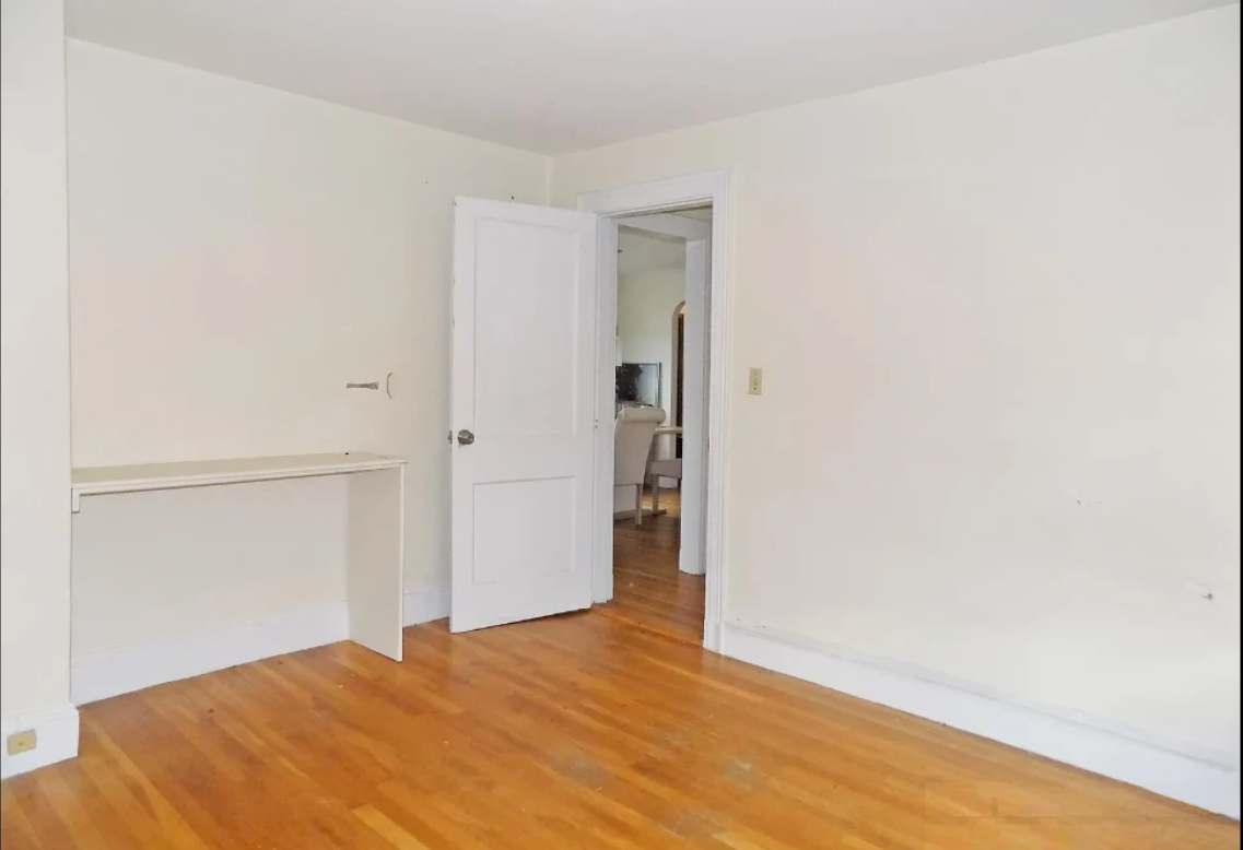 4 bed, 1 bath apartment for rent at 115 Lanark Rd Unit 1, Brighton — photo 12 of 16