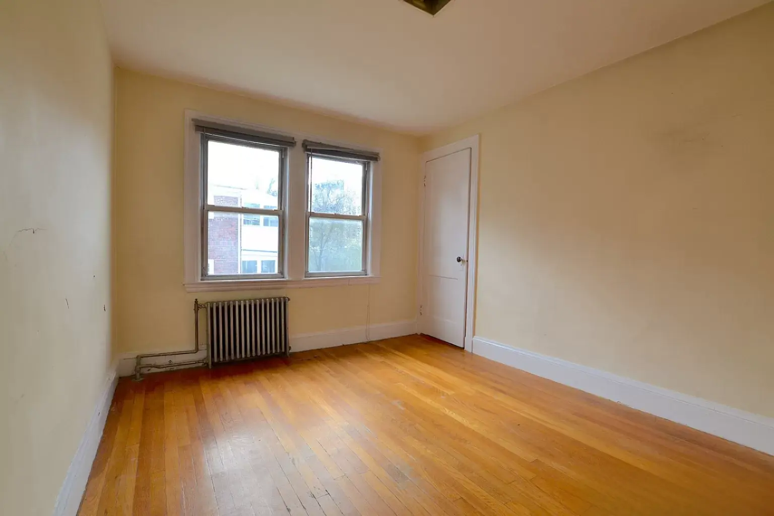 4 bed, 1 bath apartment for rent at 115 Lanark Rd Unit 1A, Brighton — photo 14 of 16