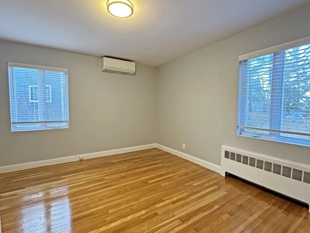 3 bed, 1 bath apartment for rent at 115 Langley Rd Unit 1, Newton Center — photo 12 of 17