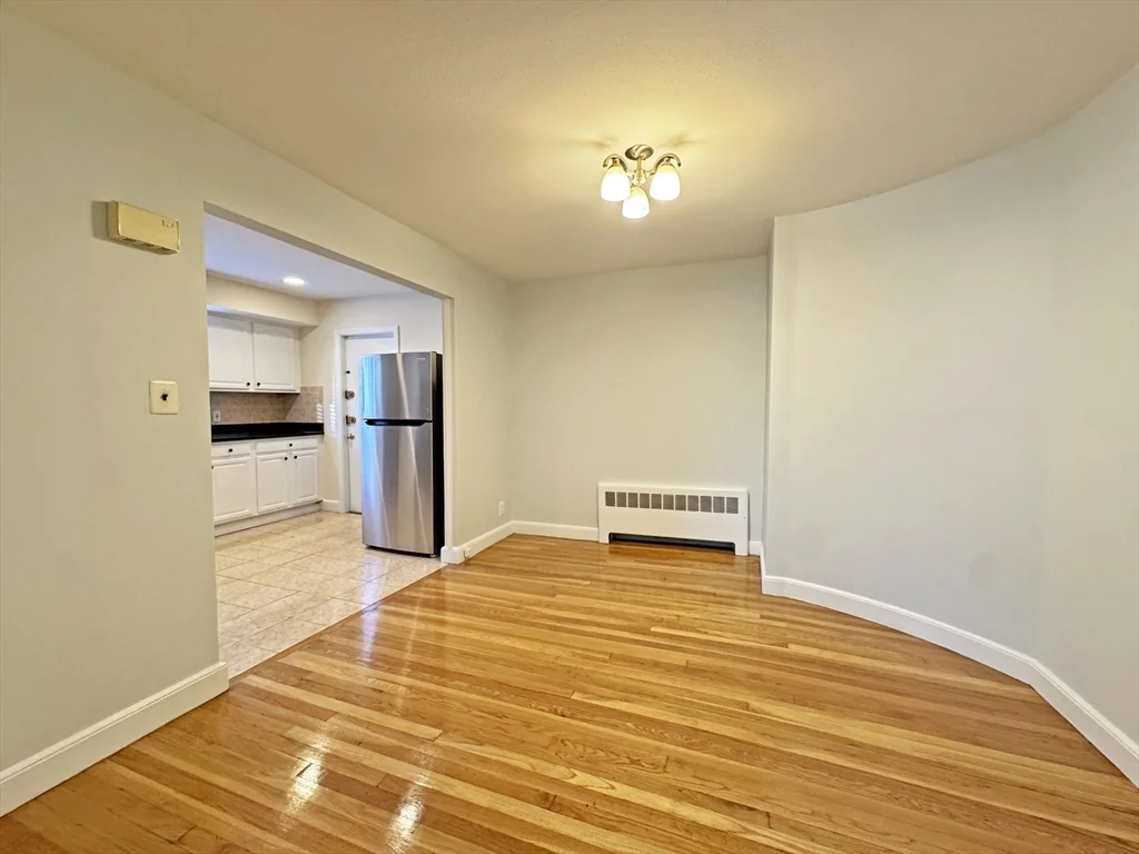 3 bed, 1 bath apartment for rent at 115 Langley Rd Unit 1, Newton Center — photo 3 of 17