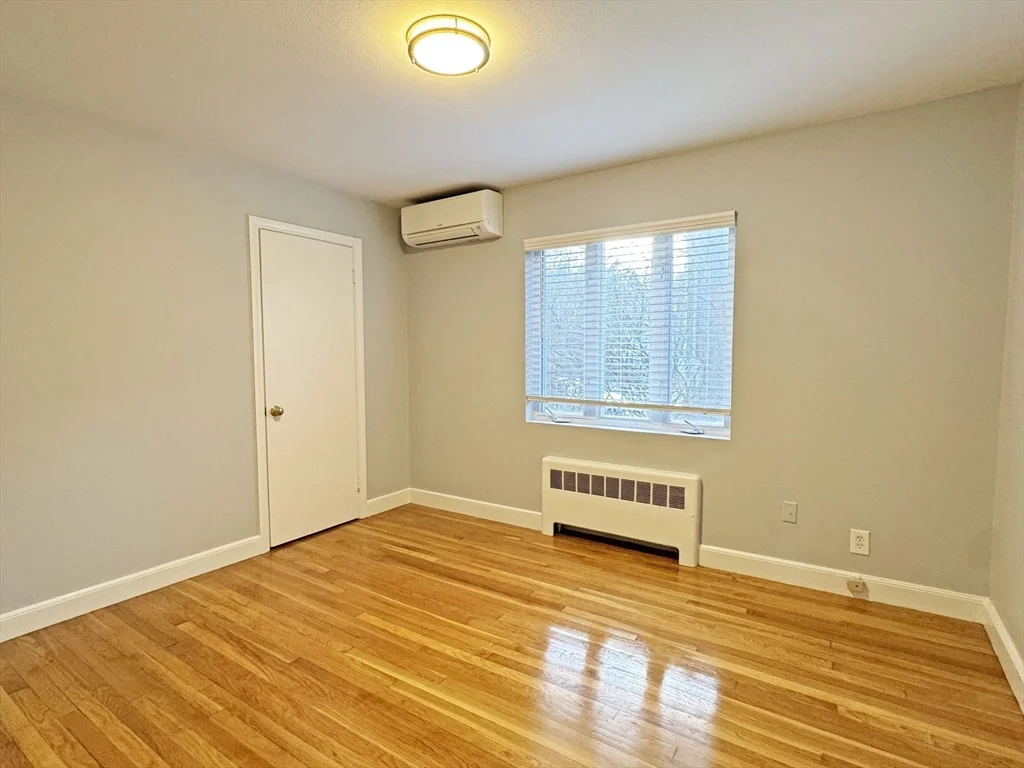 3 bed, 1 bath apartment for rent at 115 Langley Rd Unit 1, Newton Center — photo 13 of 17