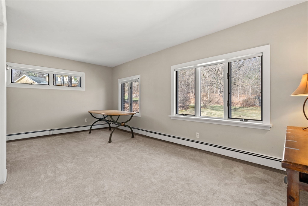 3 bed, 2 bath apartment for rent at 115 Mill St, Lincoln — photo 17 of 25