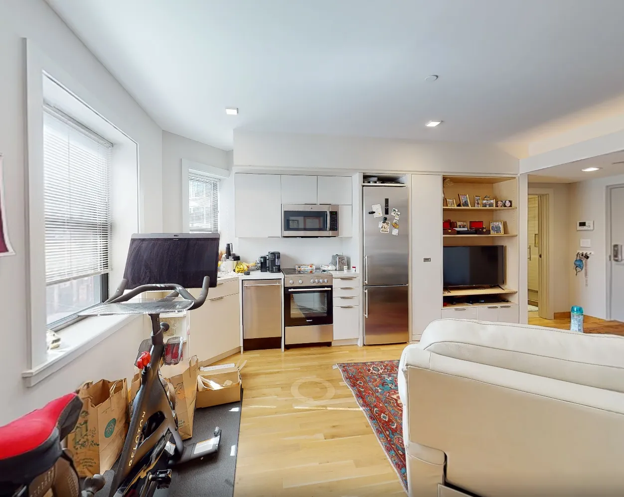 1 bed, 1 bath apartment for rent at 115 Mount Auburn St Unit 34, Harvard Square — photo 4 of 5