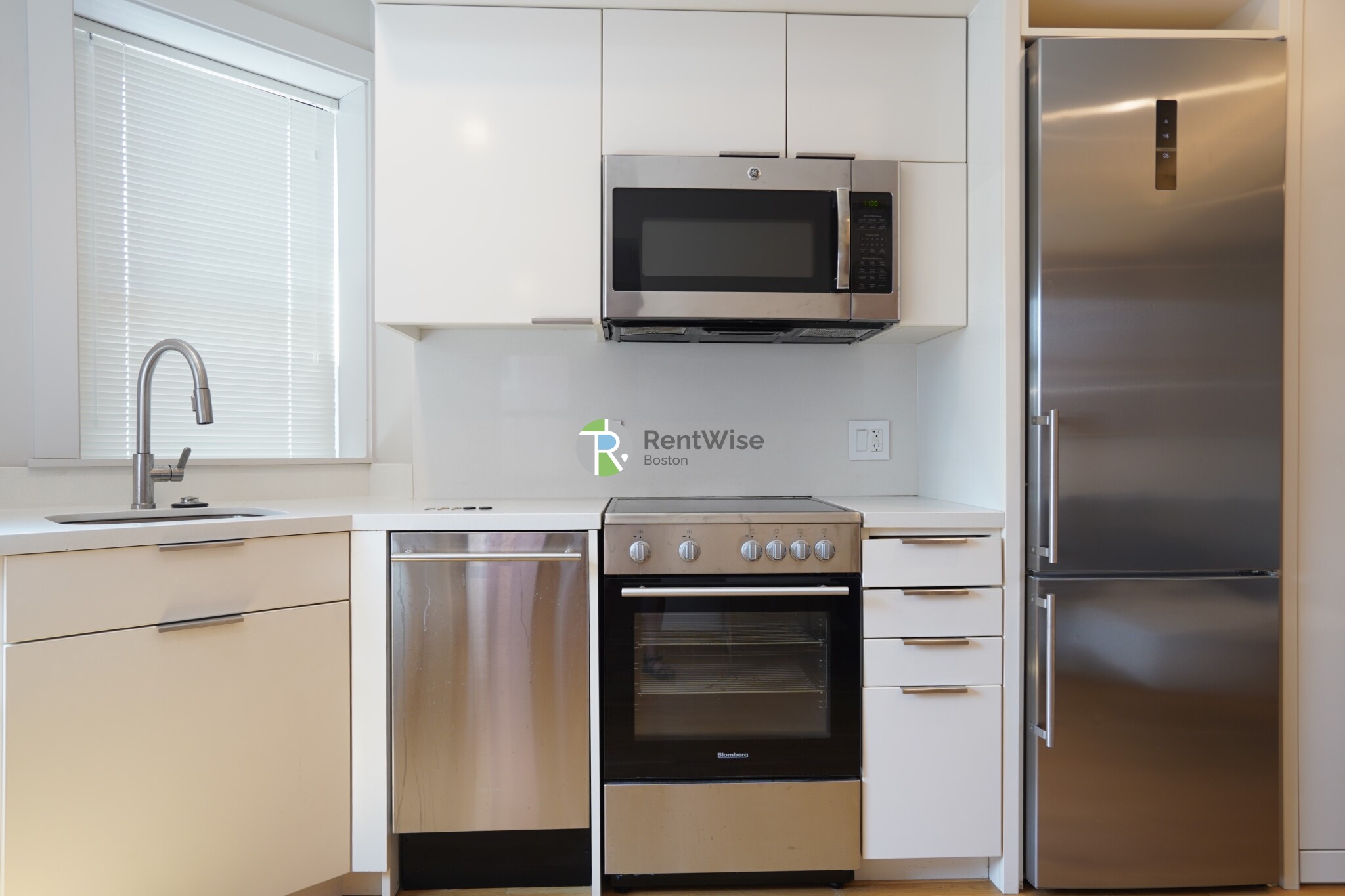 1 bed, 1 bath apartment for rent at 115 Mount Auburn St Unit 54, Harvard Square — photo 3 of 19