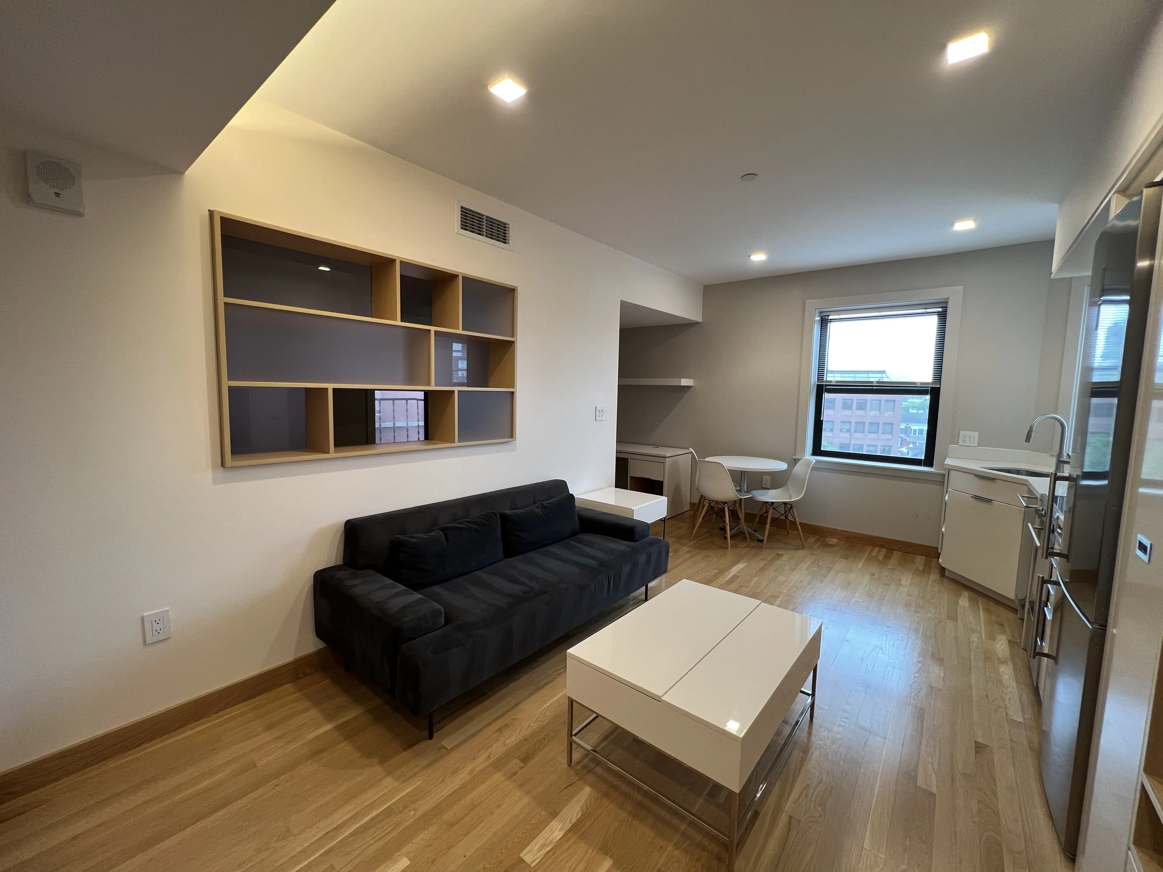 1 bed, 1 bath apartment for rent at 115 Mount Auburn St Unit 62, Harvard Square — photo 3 of 11
