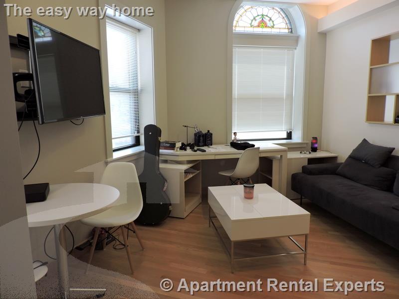 1 bed, 1 bath apartment for rent at 115 Mount Auburn St Unit 25, Harvard Square — photo 3 of 13