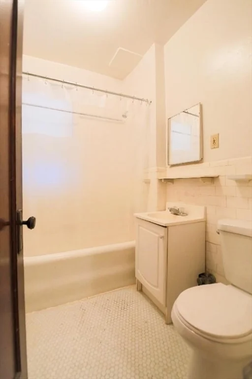 Studio bed, 1 bath apartment for rent at 115 Peterborough St Unit 6, Fenway — photo 6 of 8