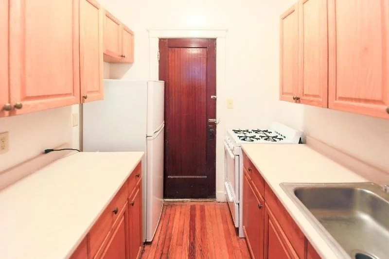 Studio bed, 1 bath apartment for rent at 115 Peterborough St Unit 6, Fenway — photo 4 of 8