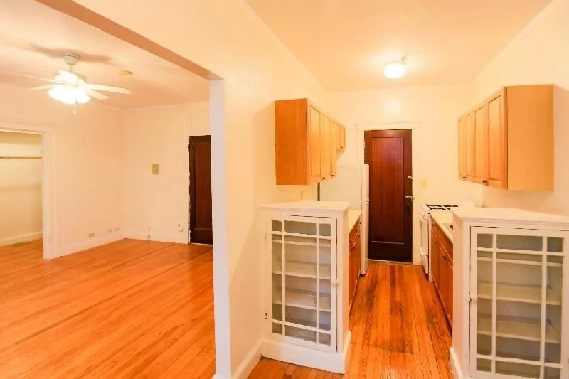 Studio bed, 1 bath apartment for rent at 115 Peterborough St Unit 6, Fenway — photo 1 of 8