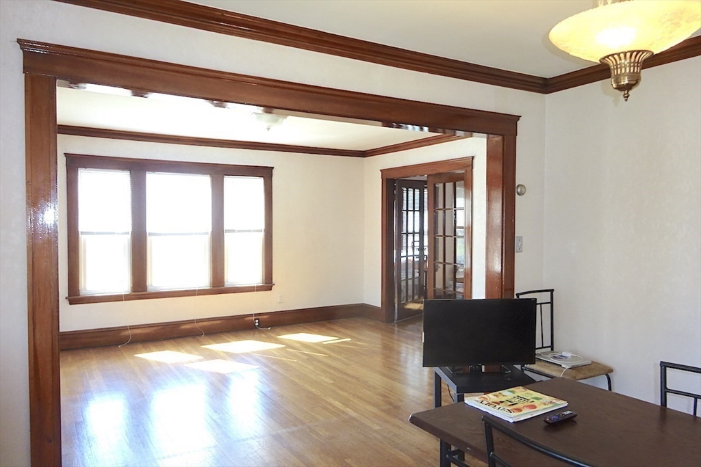 2 bed, 1 bath apartment for rent at 115 Playstead Rd Unit 2, Medford — photo 3 of 14