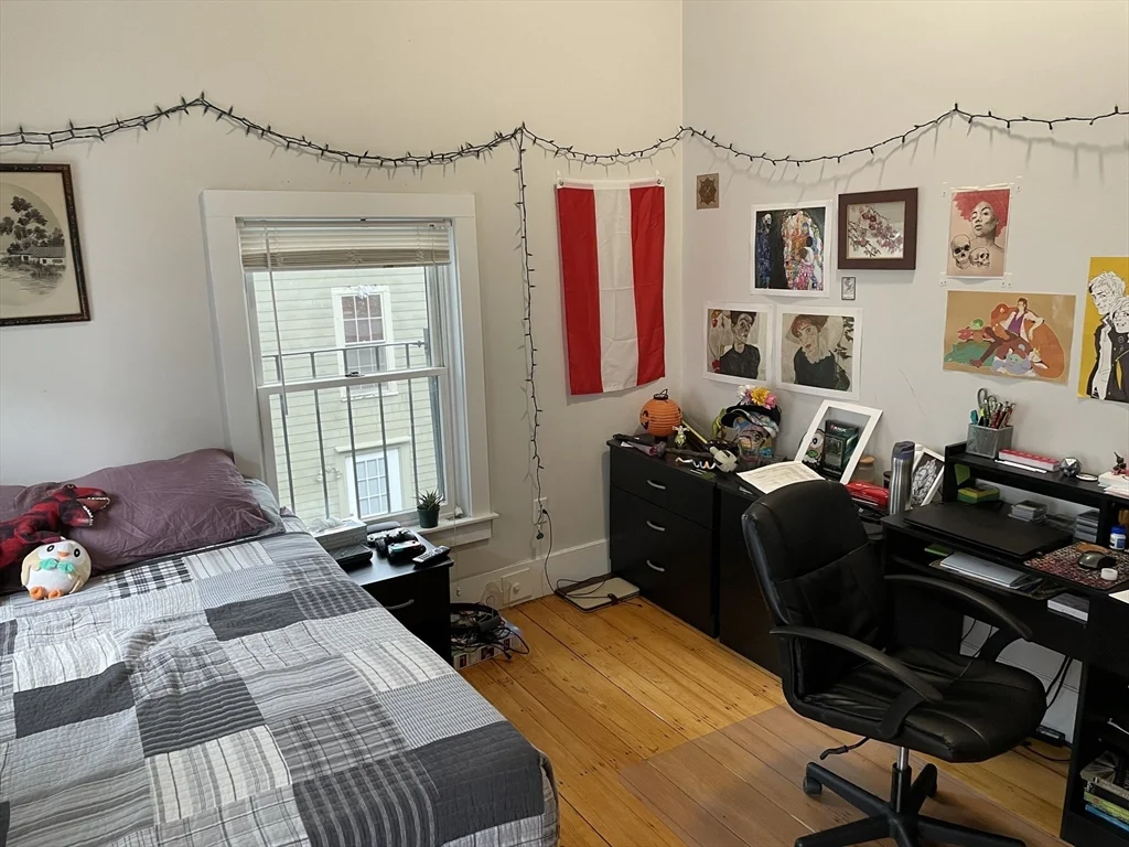 3 bed, 2 bath apartment for rent at 115 Pleasant St Unit B, Cambridgeport — photo 10 of 14