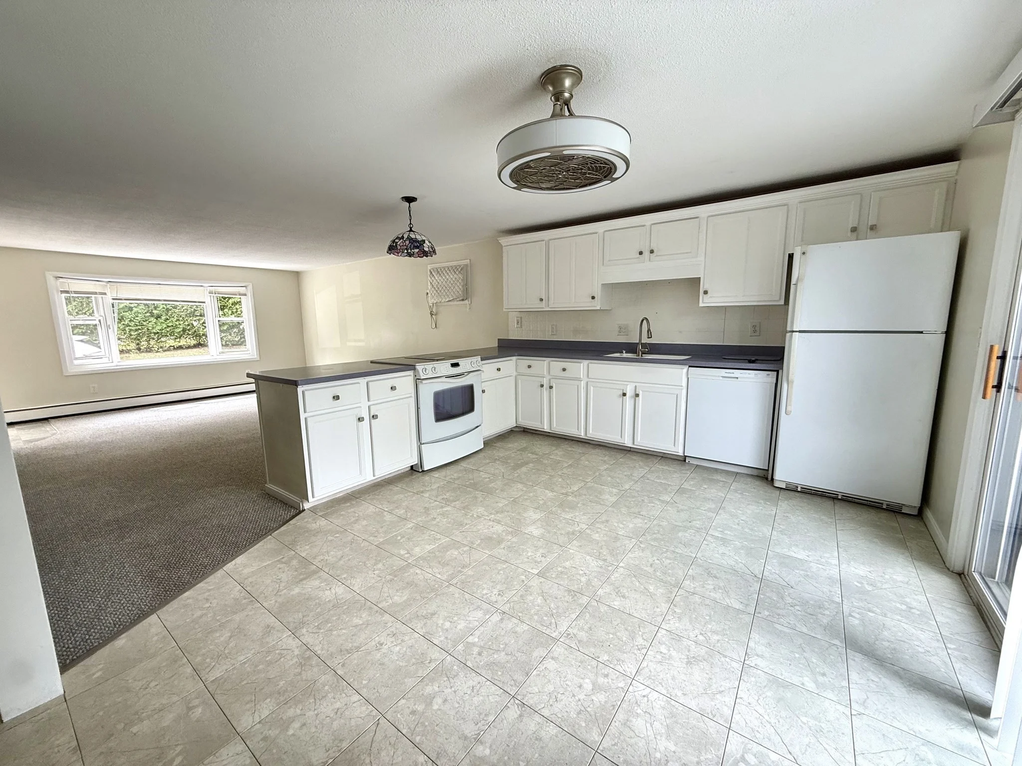 2 bed, 1 bath apartment for rent at 115 Redemption Rock Trl Unit A, Sterling — photo 2 of 12