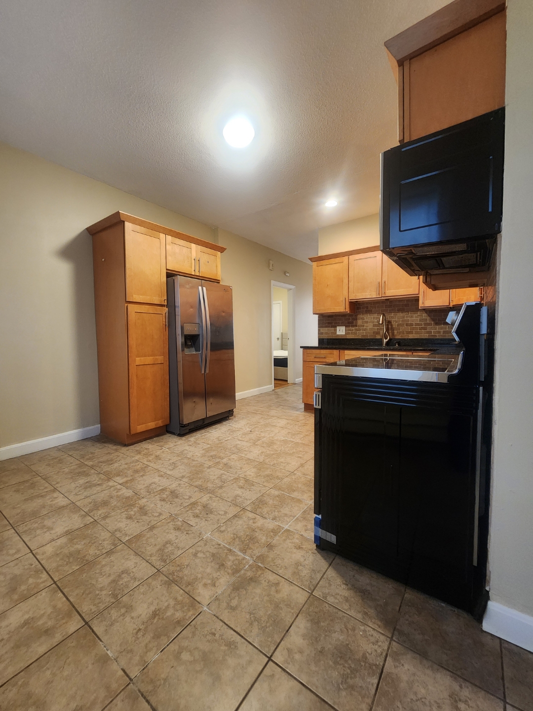 2 bed, 1 bath apartment for rent at 115 Regent St Unit 1, Roxbury — photo 6 of 8