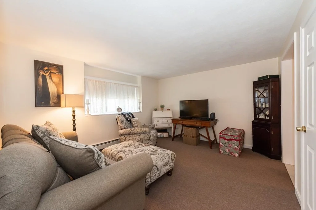 1 bed, 1 bath apartment for rent at 115 Sagamore Ave Unit 1, Winthrop — photo 4 of 5