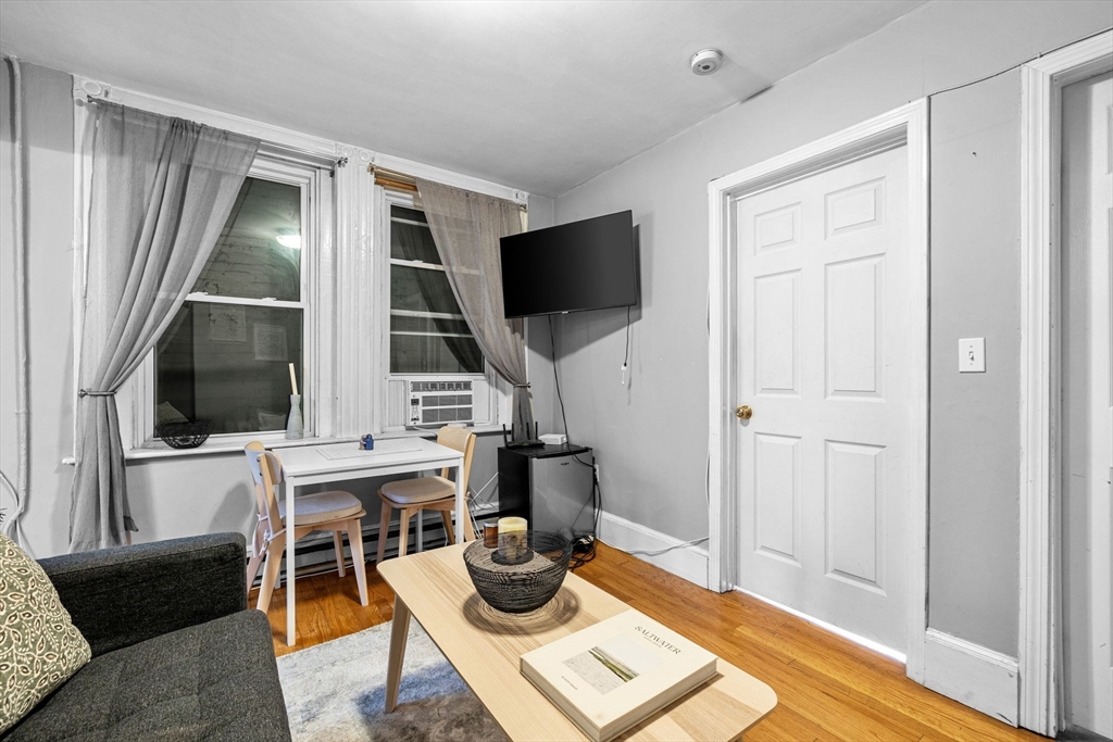 2 bed, 1 bath apartment for rent at 115 Salem St Unit 2, North End — photo 7 of 16