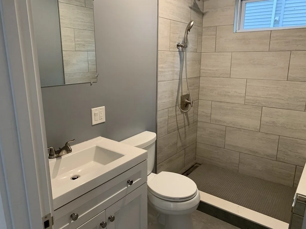 2 bed, 1 bath apartment for rent at 115 Shore Dr Unit 1, Ten Hills — photo 6 of 15