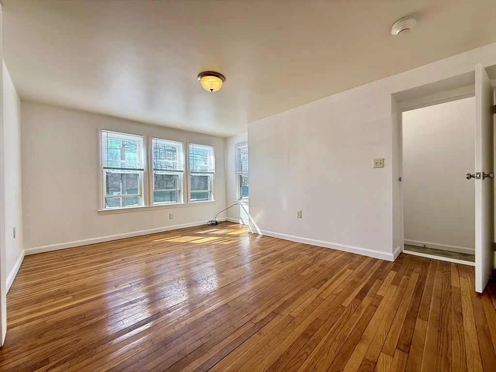 1 bed, 1 bath apartment for rent at 115 South St Unit 3, Plainville — photo 5 of 11