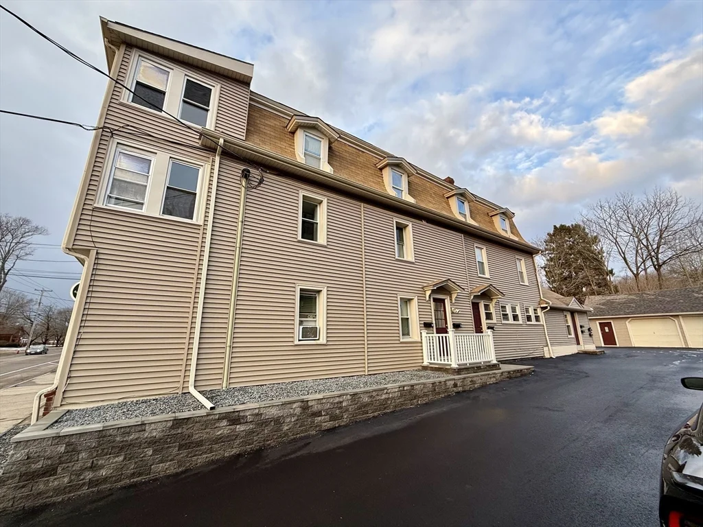 2 bed, 1 bath apartment for rent at 115 South St Unit 5, Plainville — photo 14 of 15