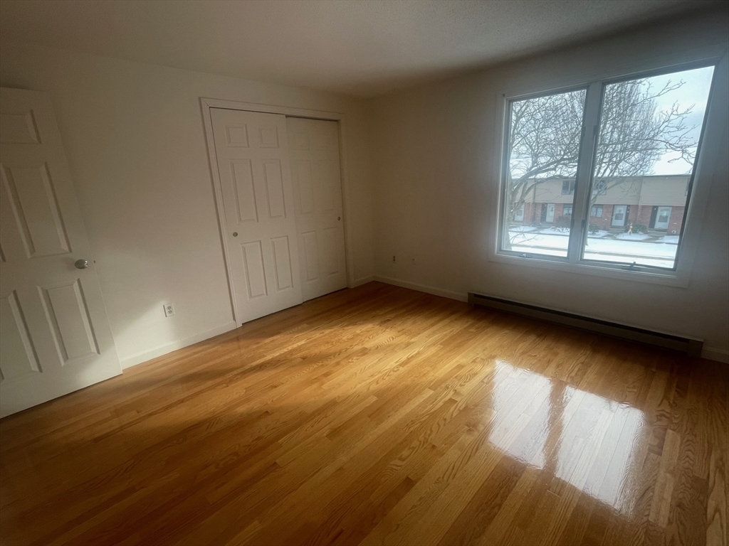 3 bed, 1 bath apartment for rent at 115 St Kolbe Dr Unit 115, Holyoke — photo 23 of 28